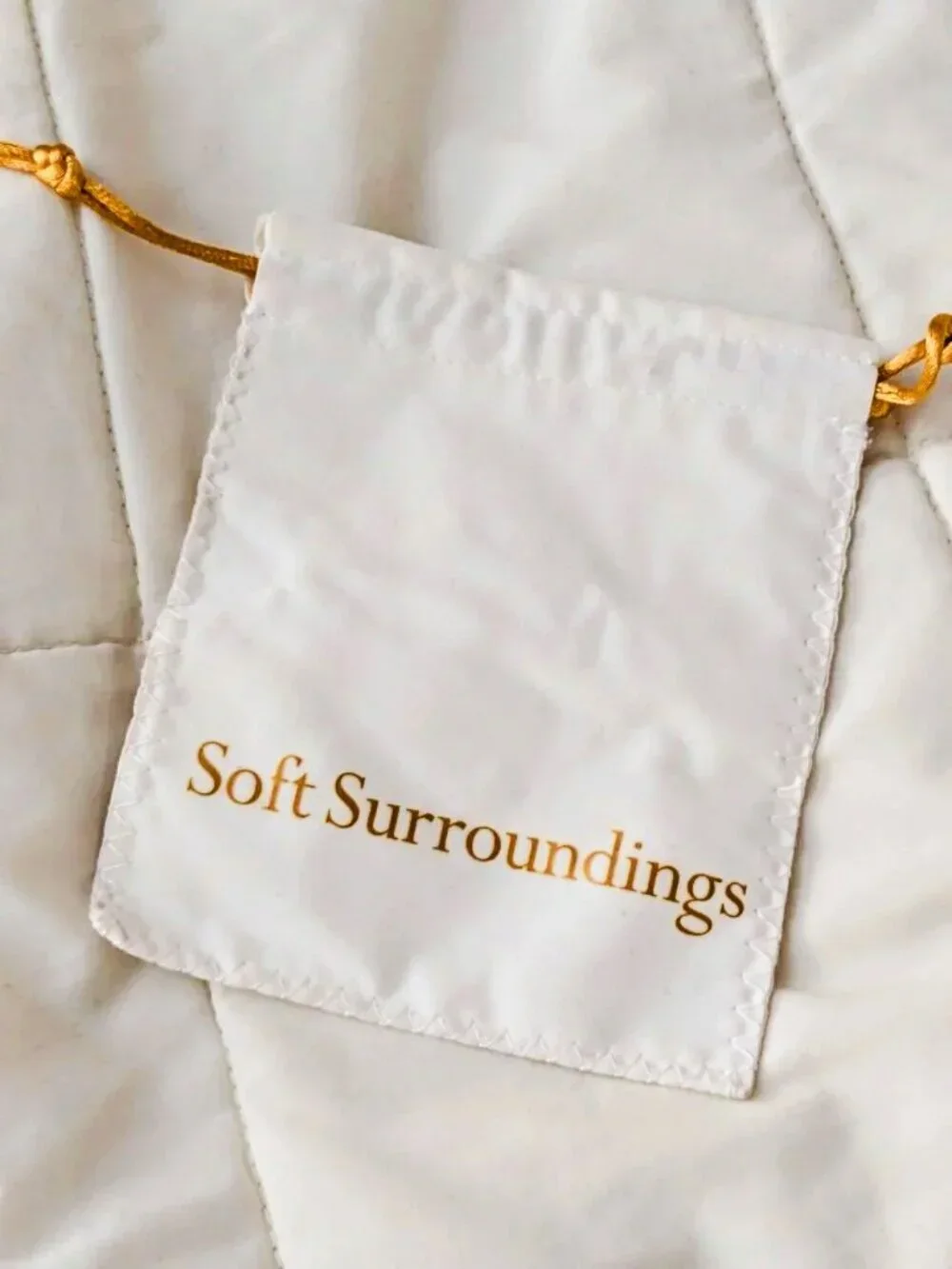 Soft Surroundings Cream Velveteen Drawstring Jewelry Dust Bag for Storage Gifts